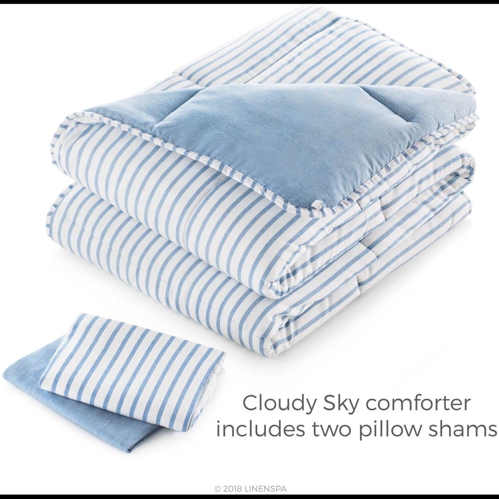 Linenspa Reversible Hypoallergenic Comforter, King